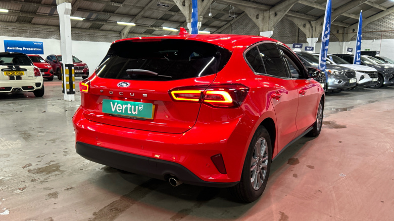 Ford Focus 1.0 EcoBoost Titanium 5dr Petrol Hatchback